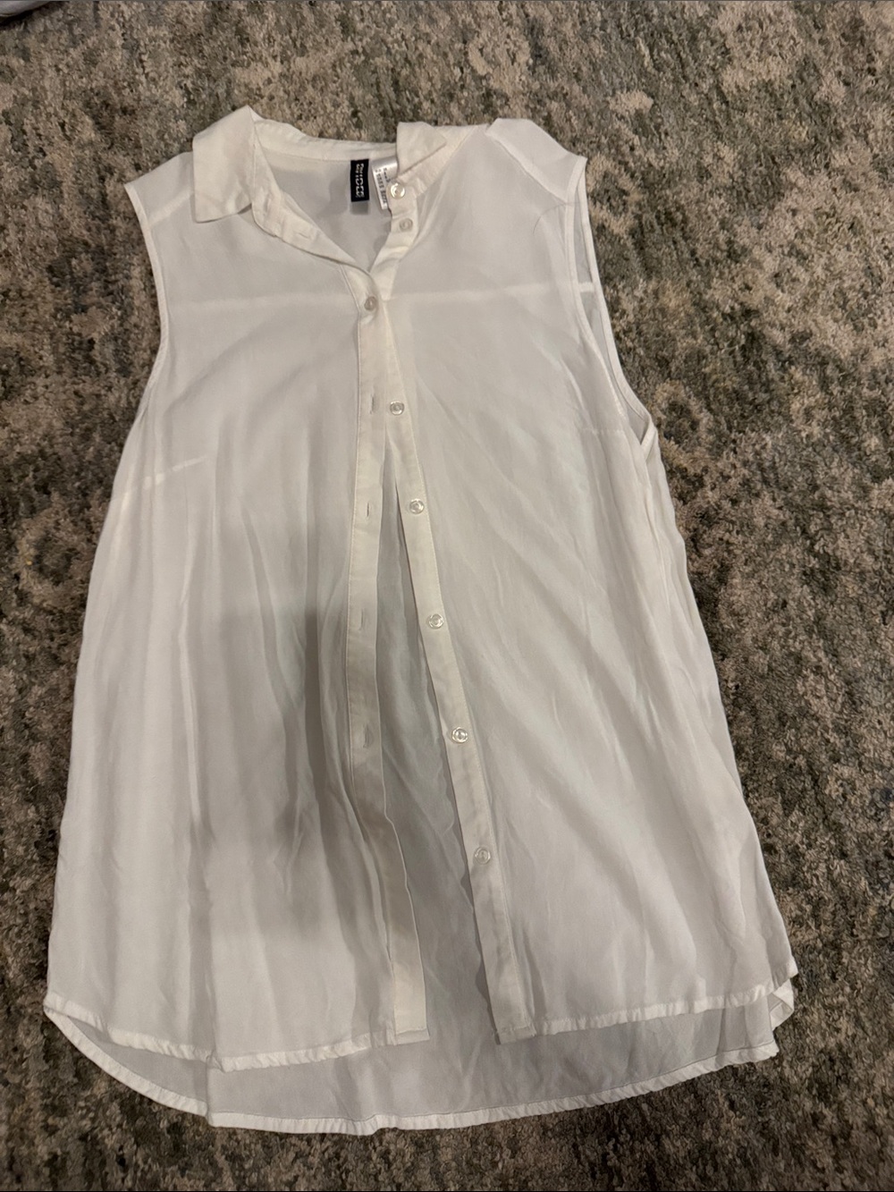 White Sleeveless Sheer Button-Front Top- size 8 (M)